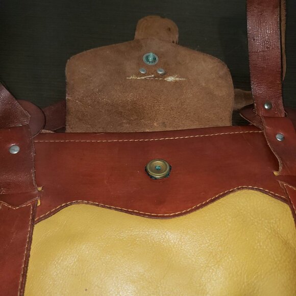 Vtg Eberle Yellow Dark Red Leather Shoulder Bag - Picture 15 of 16